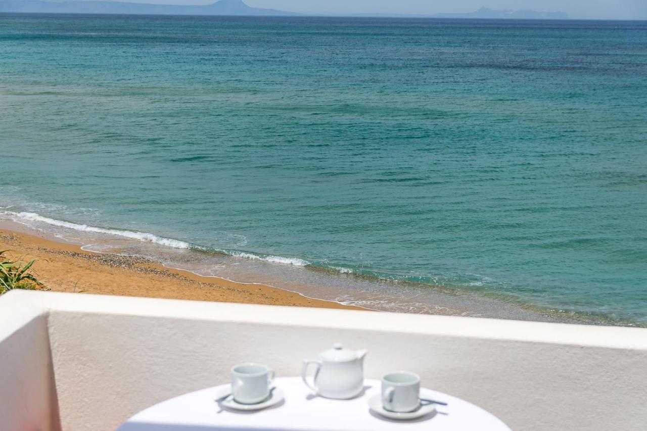 Alkionis Beach Hotel Apartments Sfáka Eksteriør bilde