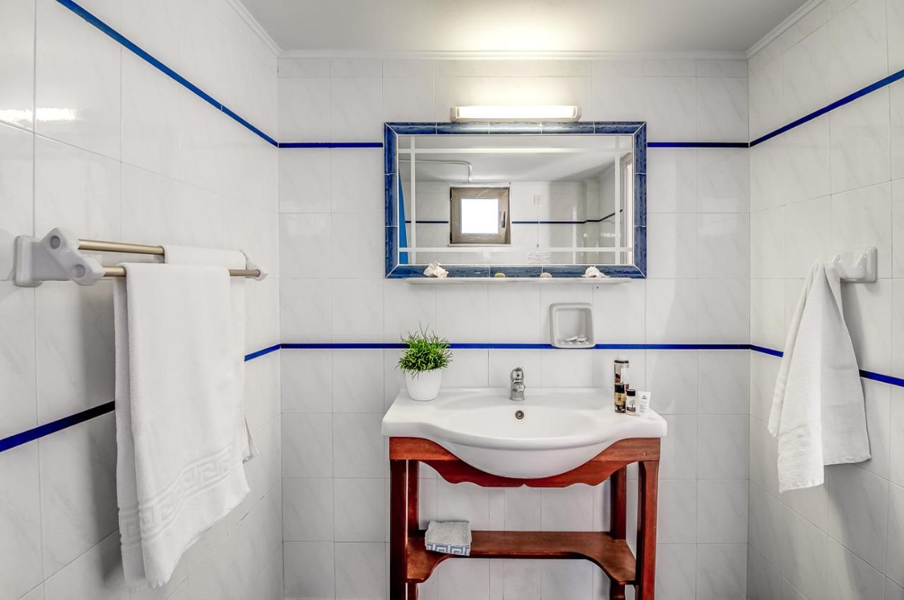 Alkionis Beach Hotel Apartments Sfáka Eksteriør bilde